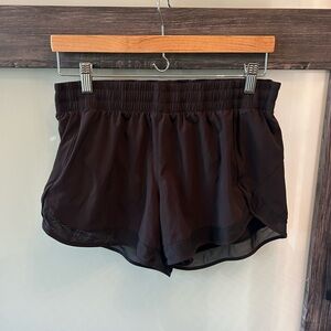 Athleta Black Mesh Racer Run Mid Rise 4” Shorts! Like new!